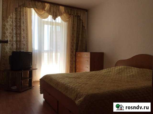 1-комнатная квартира, 40 м², 3/10 эт. в аренду посуточно в Каменске-Уральском Каменск-Уральский - изображение 1