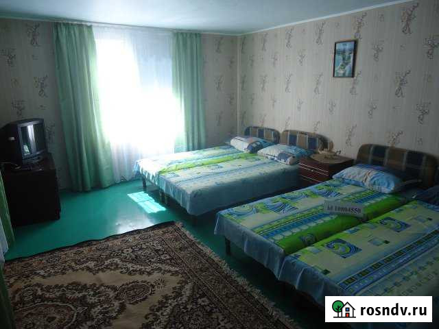 Коттедж 48 м² на участке 1 сот. в аренду посуточно в Ейске Ейск - изображение 1