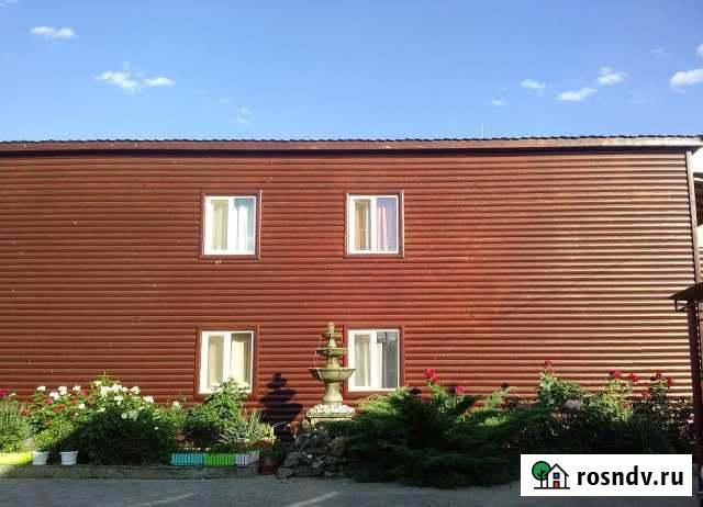 Коттедж 35 м² на участке 25 сот. в аренду посуточно в Евпатории Евпатория - изображение 1