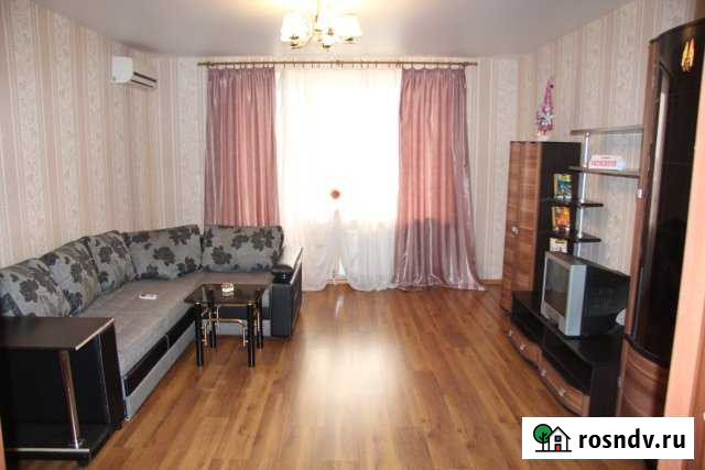 3-комнатная квартира, 96 м², 5/10 эт. в аренду посуточно в Волгограде Волгоград - изображение 1