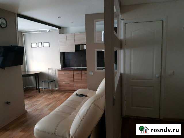 1-комнатная квартира, 30 м², 1/5 эт. в аренду посуточно в Соликамске Соликамск - изображение 1