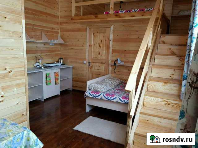 Комната 50 м² в 2-ком. кв., 1/1 эт. в аренду посуточно в Яровом Яровое - изображение 1