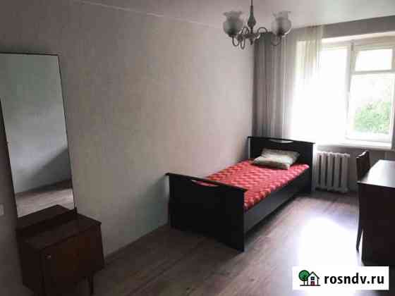 Комната 14 м² в 2-ком. кв., 3/5 эт. в аренду на длительный срок в Кирове Киров