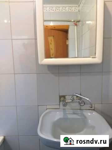 3-комнатная квартира, 56 м², 1/1 эт. в аренду на длительный срок в Симферополе Симферополь - изображение 1