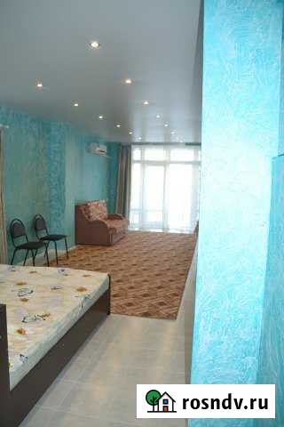 Коттедж 75 м² на участке 1 сот. в аренду посуточно в Керче Керчь - изображение 1