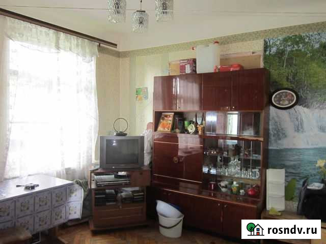 Комната 21 м² в 4-ком. кв., 1/4 эт. на продажу на Лугах Луга - изображение 1