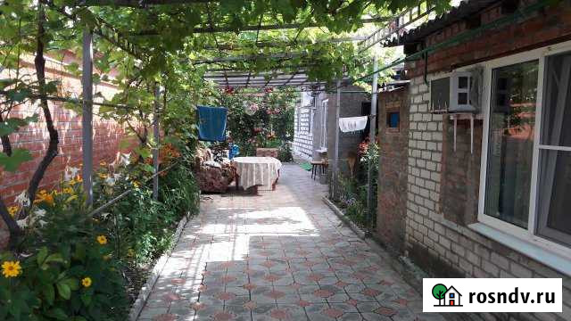 Дом 40 м² на участке 4 сот. в аренду посуточно в Приморско-Ахтарске Приморско-Ахтарск - изображение 1