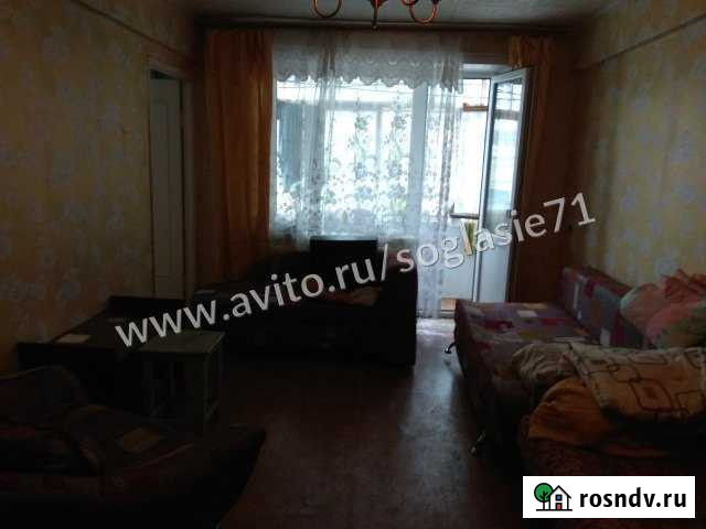 3-комнатная квартира, 50 м², 3/5 эт. в аренду на длительный срок в Узловой Узловая - изображение 1