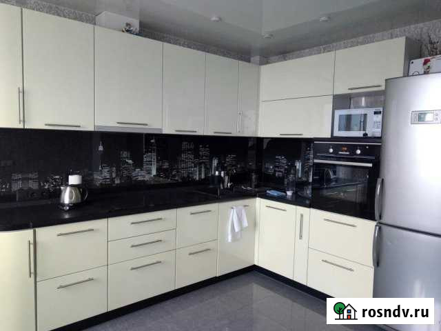 3-комнатная квартира, 67 м², 10/10 эт. в аренду на длительный срок в Красноярске Красноярск - изображение 1