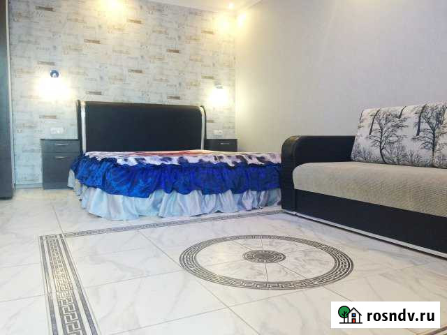 Дом 50 м² на участке 1 сот. в аренду посуточно в Алупке Алупка - изображение 1