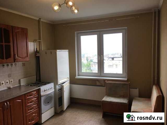 2-комнатная квартира, 60 м², 8/10 эт. в аренду на длительный срок в Березовском Свердловской области Березовский - изображение 1