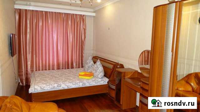 2-комнатная квартира, 85 м², 3/5 эт. в аренду посуточно в Гатчине Гатчина - изображение 1