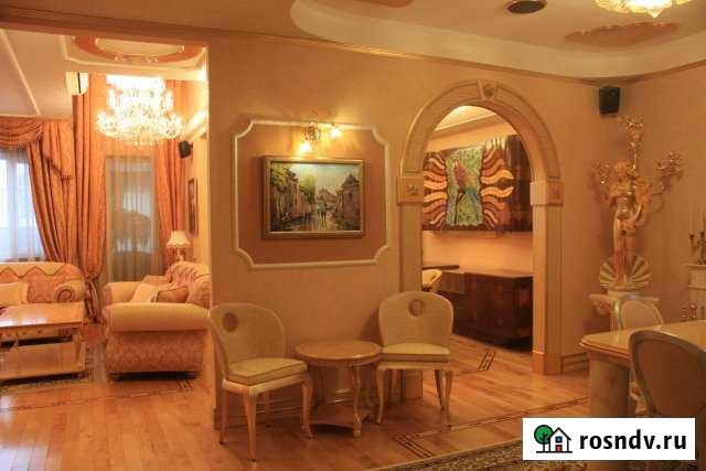 Таунхаус 250 м² на участке 4 сот. на продажу в Южно-Сахалинске Южно-Сахалинск - изображение 1