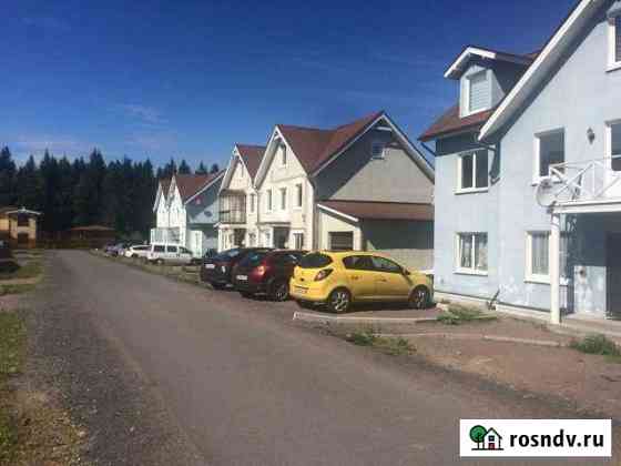 3-комнатная квартира, 72 м², 1/3 эт. на продажу в Романовке Романовка