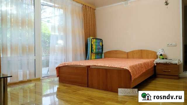 Дом 45 м² на участке 6 сот. в аренду посуточно в Витязево Витязево - изображение 1