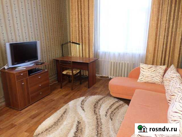 1-комнатная квартира, 46 м², 1/5 эт. в аренду посуточно в Великих Луках Великие Луки - изображение 1