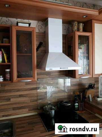 2-комнатная квартира, 54 м², 3/5 эт. в аренду посуточно в Нефтеюганске Нефтеюганск - изображение 1