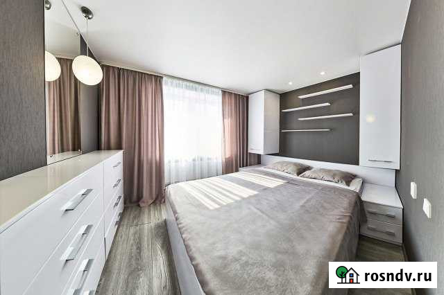 2-комнатная квартира, 55 м², 6/19 эт. в аренду посуточно в Кургане Курган - изображение 1