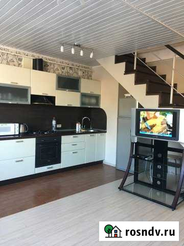 Коттедж 96 м² на участке 2.5 сот. в аренду посуточно в Магнитогорске Магнитогорск - изображение 1