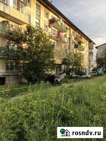 2-комнатная квартира, 47 м², 3/5 эт. в аренду на длительный срок в Бодайбо Бодайбо - изображение 1