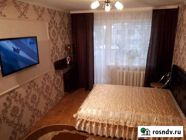 3-комнатная квартира, 60 м², 3/5 эт. в аренду посуточно в Новосибирске Новосибирск - изображение 1