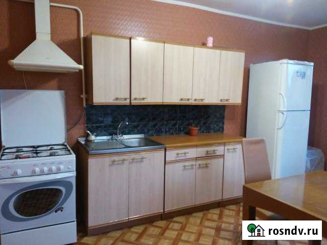 Комната 25 м² в 3-ком. кв., 1/1 эт. в аренду посуточно в Соль-Илецке Соль-Илецк - изображение 1