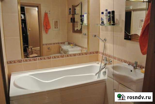 Коттедж 250 м² на участке 30 сот. в аренду посуточно в Саранске Саранск - изображение 1