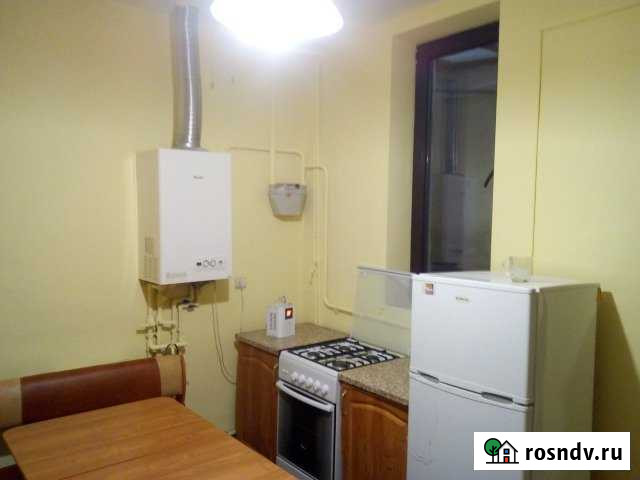 3-комнатная квартира, 98 м², 1/2 эт. в аренду на длительный срок в Севастополе Севастополь - изображение 1