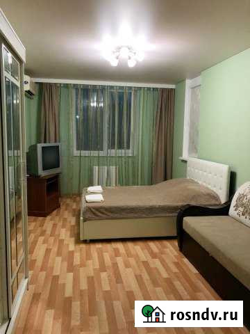 1-комнатная квартира, 42 м², 3/3 эт. в аренду посуточно в Дивноморском Дивноморское - изображение 1