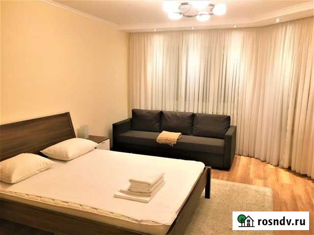 2-комнатная квартира, 64 м², 12/17 эт. в аренду посуточно в Красногорске Московской области Красногорск - изображение 1