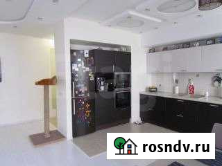 3-комнатная квартира, 94 м², 3/5 эт. в аренду на длительный срок в Сургуте Сургут - изображение 1