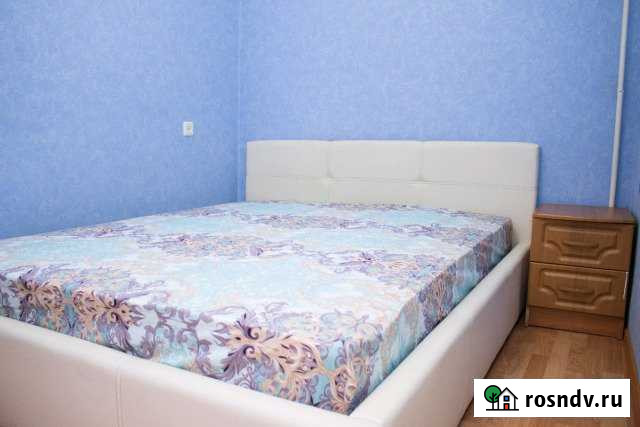 4-комнатная квартира, 70 м², 3/5 эт. в аренду посуточно в Балаково Балаково - изображение 1