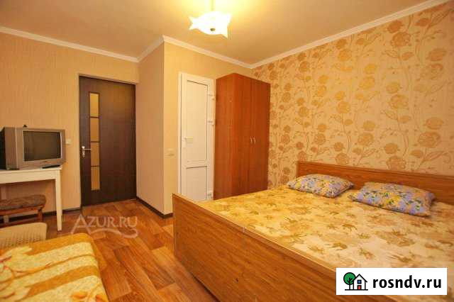 Комната 30 м² в 1-ком. кв., 1/3 эт. в аренду посуточно в Туапсе Туапсе - изображение 1