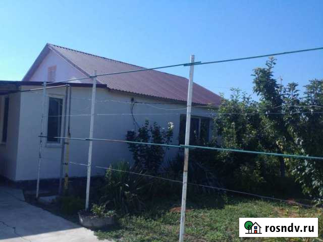 Дом 56 м² на участке 10 сот. на продажу в Красногвардейском Республики Крым Красногвардейское - изображение 1