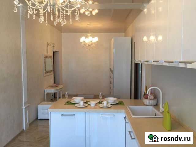 2-комнатная квартира, 110 м², 8/19 эт. в аренду на длительный срок во Владивостоке Владивосток - изображение 1