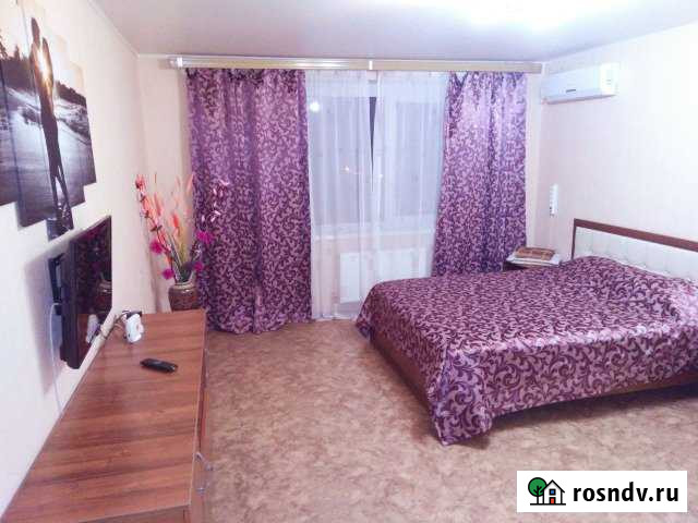 1-комнатная квартира, 45 м², 10/11 эт. в аренду посуточно в Энгельсе Энгельс - изображение 1