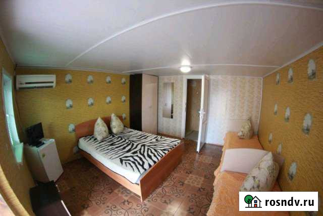 Комната 22 м² в 1-ком. кв., 1/1 эт. в аренду посуточно в Соль-Илецке Соль-Илецк - изображение 1