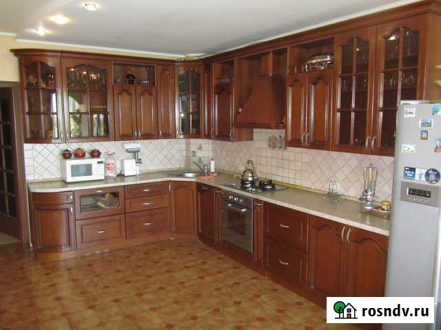 3-комнатная квартира, 160 м², 5/7 эт. в аренду на длительный срок в Астрахани Астрахань - изображение 1