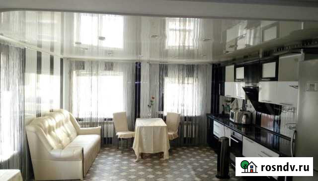 3-комнатная квартира, 90 м², 1/5 эт. в аренду посуточно в Сызрани Сызрань - изображение 1