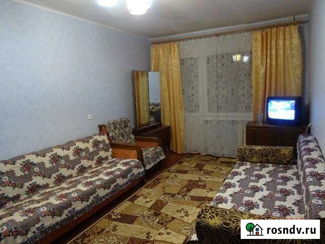 1-комнатная квартира, 35 м², 3/5 эт. в аренду посуточно в Янтарном Янтарный - изображение 1