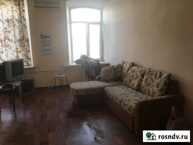 Квартира-студия, 45 м², 2/2 эт. в аренду на длительный срок в Астрахани Астрахань - изображение 1