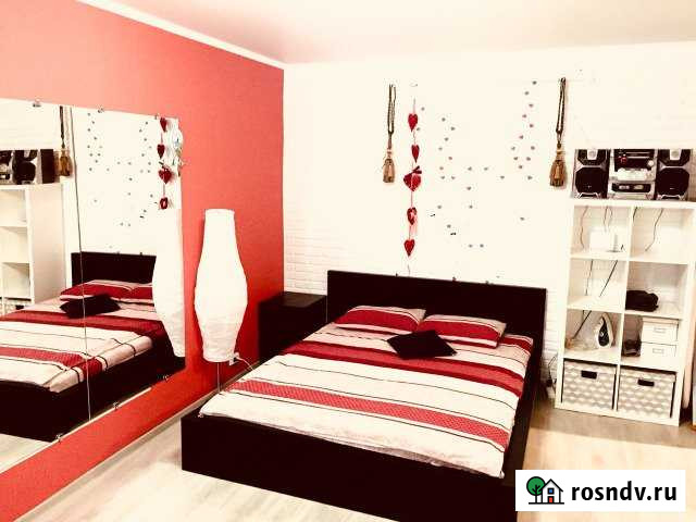 1-комнатная квартира, 35 м², 1/5 эт. в аренду посуточно в Нягани Нягань - изображение 1