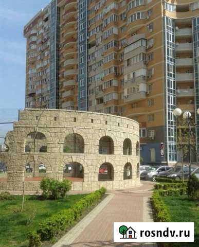 Комната 37 м² в 7-ком. кв., 1/17 эт. в аренду посуточно в Краснодаре Краснодар - изображение 1