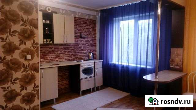 Комната 20 м² в 1-ком. кв., 4/5 эт. в аренду посуточно в Черногорске Черногорск - изображение 1