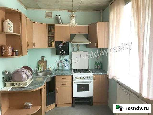 3-комнатная квартира, 52 м², 1/5 эт. на продажу в Валдае Валдай - изображение 1