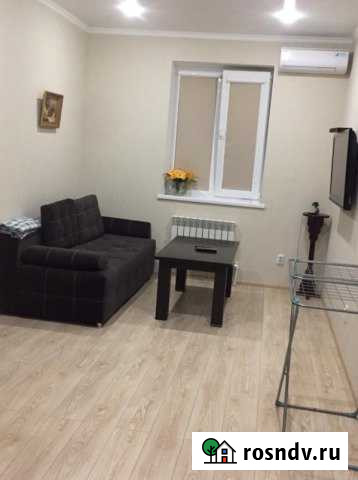 2-комнатная квартира, 48 м², 2/3 эт. в аренду посуточно в Ессентуках Ессентуки - изображение 1