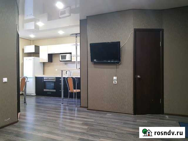 Квартира-студия, 44 м², 6/10 эт. в аренду посуточно в Альметьевске Альметьевск - изображение 1