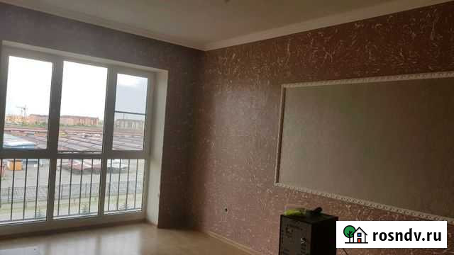 2-комнатная квартира, 70 м², 5/9 эт. в аренду на длительный срок во Владикавказе Владикавказ - изображение 1