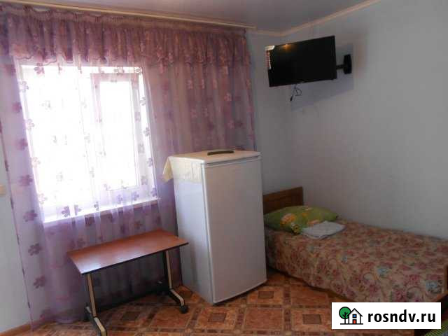 Комната 12 м² в 8-ком. кв., 1/1 эт. в аренду посуточно в Сенном Сенной - изображение 1