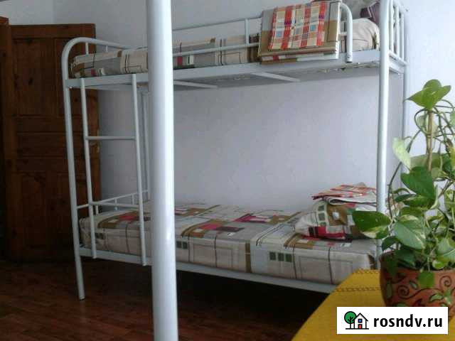 Комната 18 м² в 2-ком. кв., 1/1 эт. в аренду посуточно в Казани Казань - изображение 1